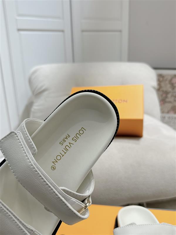 20251128184535518 200